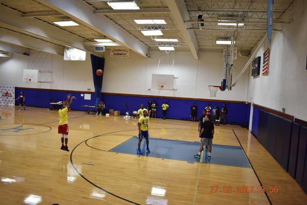 Hempstead nonprofit youth program Starz of Tomorrow